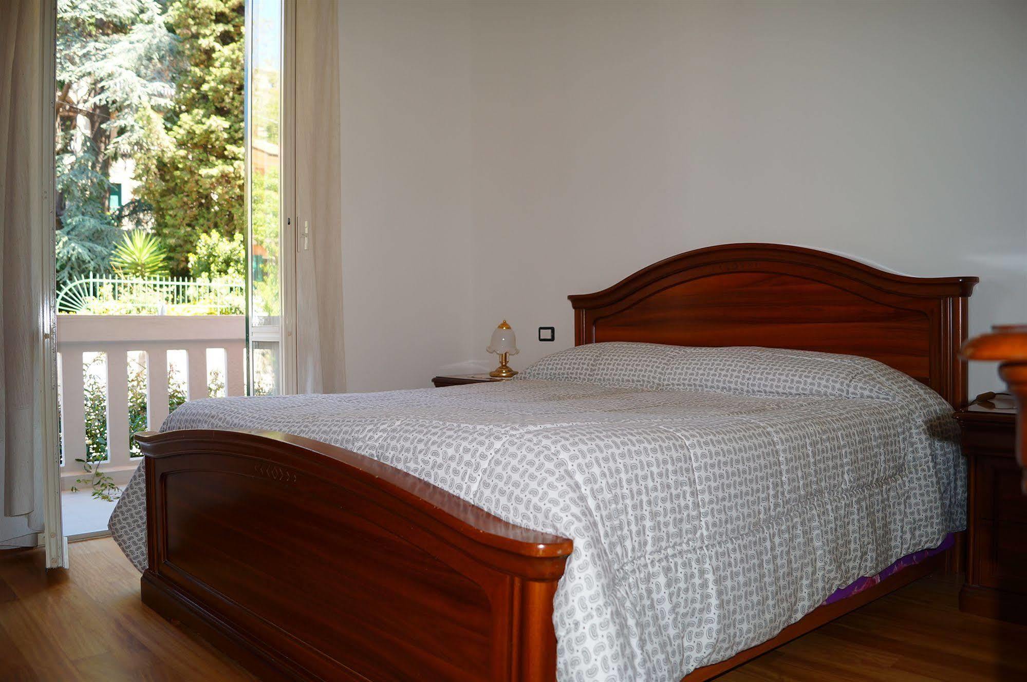 Levanto Rentals エクステリア 写真