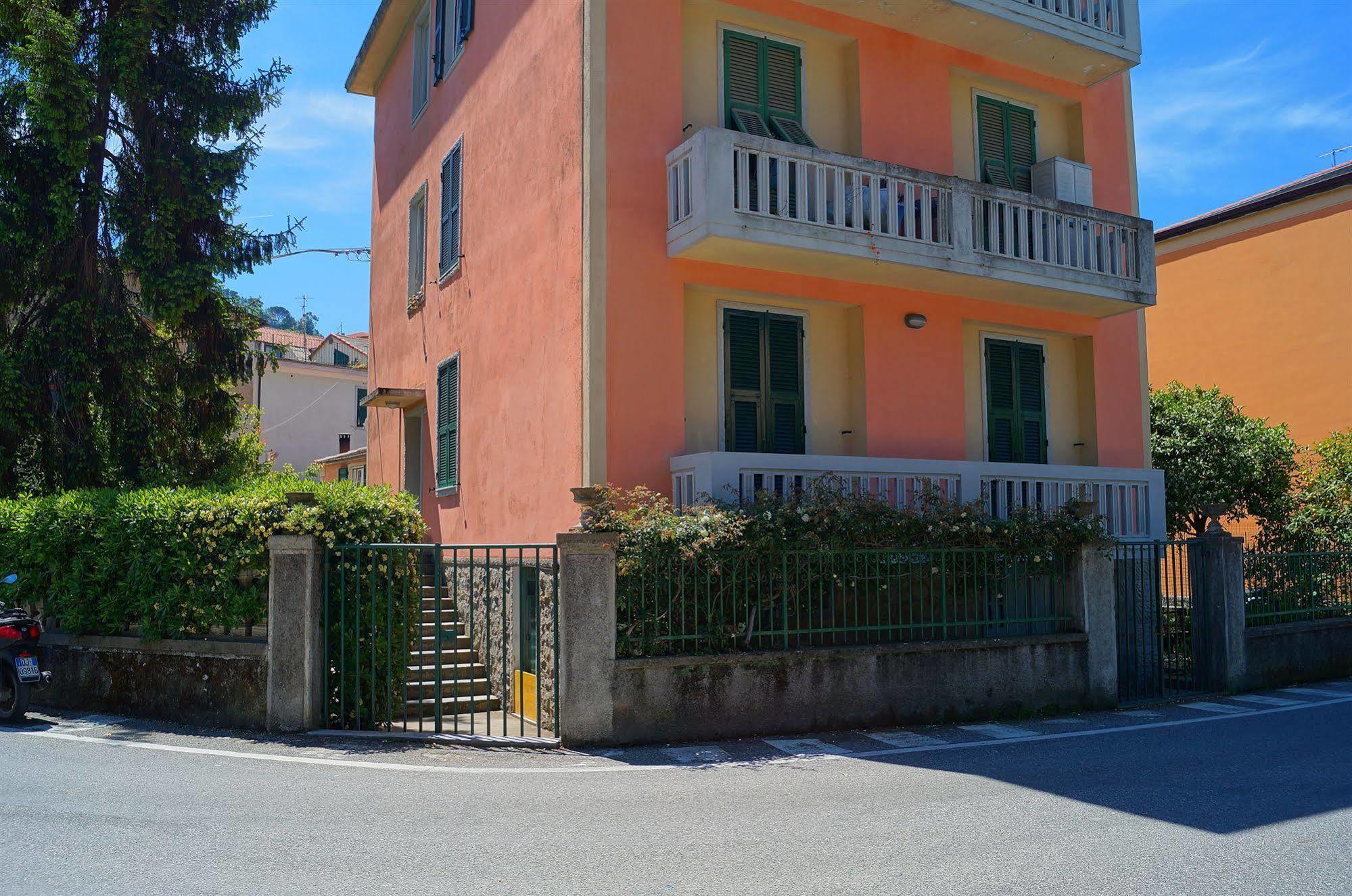 Levanto Rentals エクステリア 写真